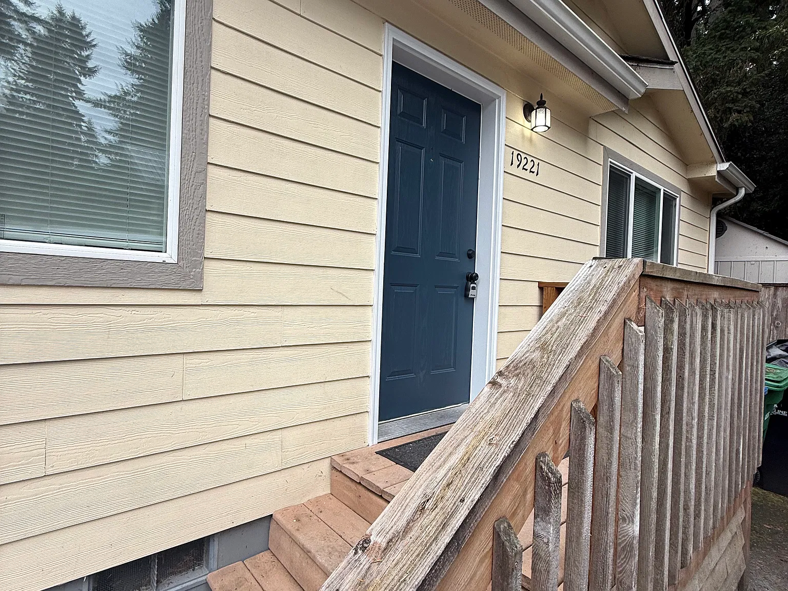 3 bed, 1344 sqft, $3,200 — Photo 3