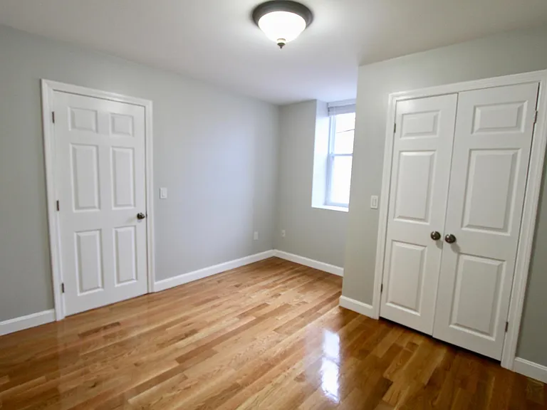 150 Acorn St #1 — Photo 7