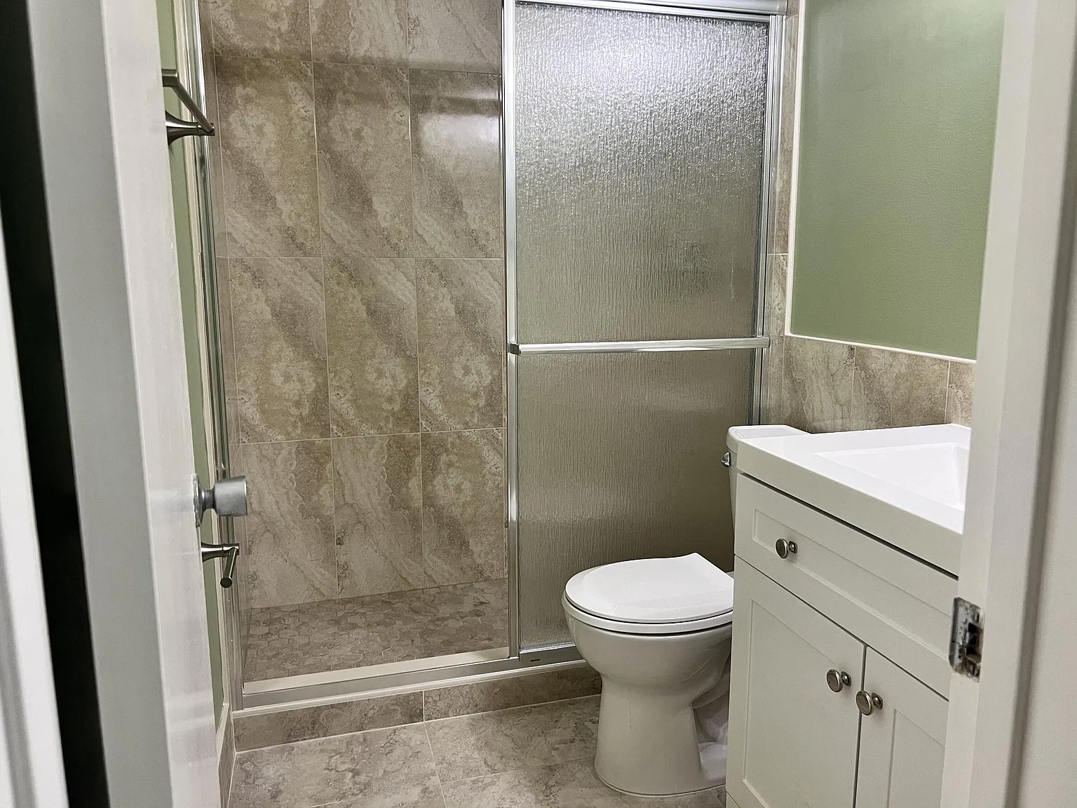 1 bed, 1.0 bath, 615 sqft, $1,400 — Photo 3