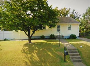 8224 River Rd, Pennsauken, NJ 08110