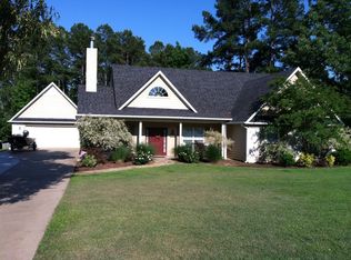 225 Fox Glove Ln, Longview, TX 75605