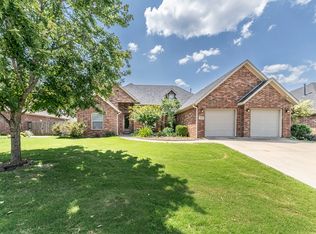 4315 E Troon Dr, Fayetteville, AR 72701