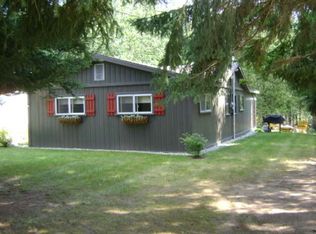 8049 Riley Rd, Farwell, MI 48622