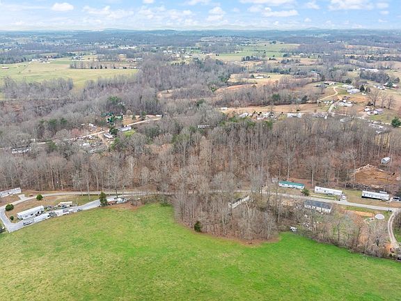 2nd image of 268 Willow Oaks Dr