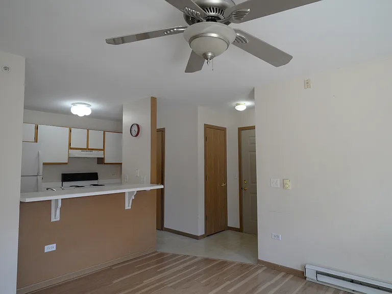 1548 W Sand Bar Ct #1G — Photo 7