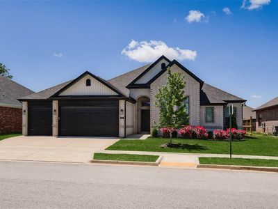 1353 N Quincy Ave, Fayetteville, AR, 72704