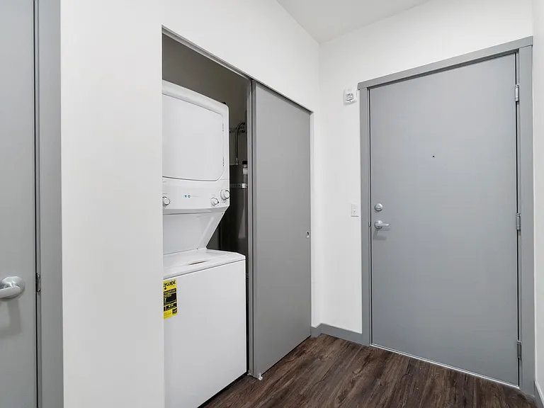 3 Bedroom Vaulted Ceilings