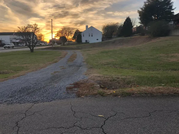 1230 E Washington Ave #3-4-5, Vinton, VA 24179