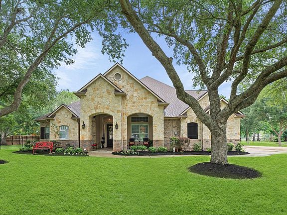 2nd image of 2502 Parrot Shell Ln