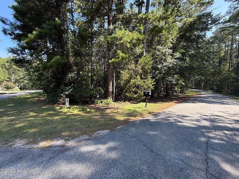 2nd image of 3-17 Bay Circle Circle LOT 3