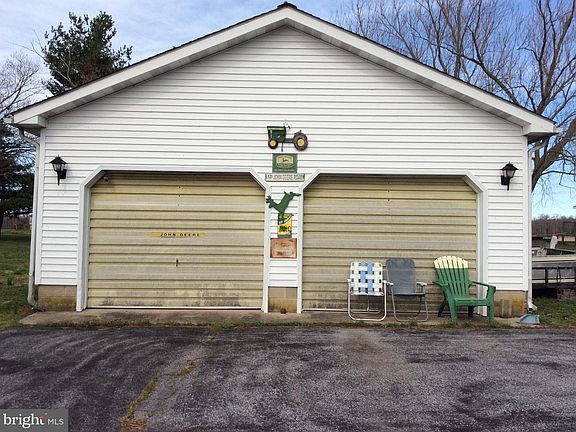 3rd image of 2001 Stulltown Rd