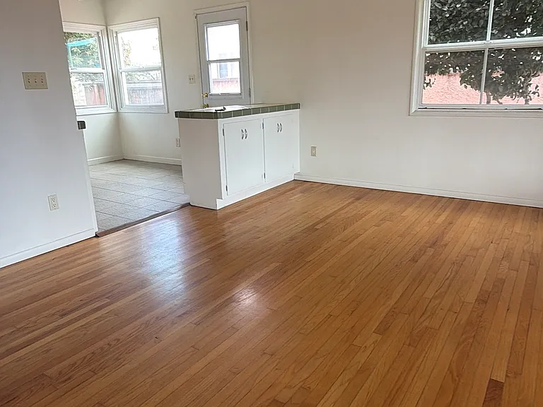 134 Las Flores St — Photo 14