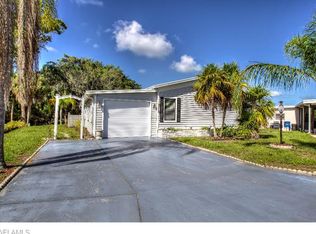 4713 Tahiti Dr, Bonita Springs, FL 34134