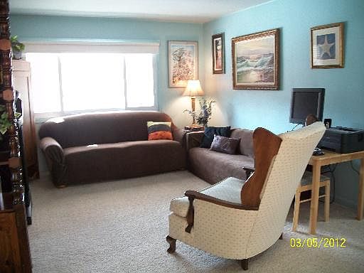2nd image of 5343 N Francisco Ave APT 2S