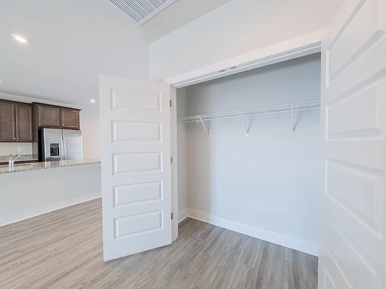 2731 Acadia Dr #B — Photo 7