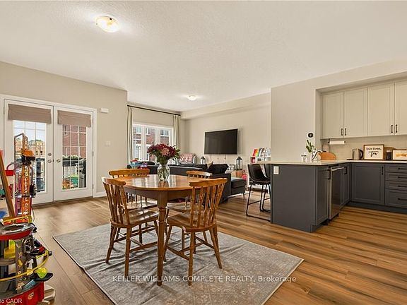 4th image of 677 Park Rd N #156