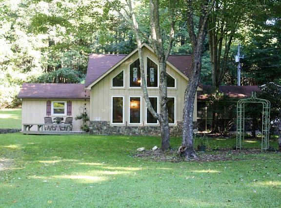 5th image of 256 Pinewood Ln