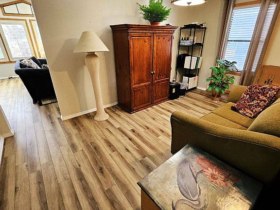 5th image of 10928 Whispering Oaks Cir #140