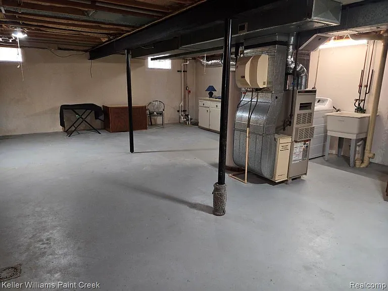 2340 Morton Grand — Photo 28