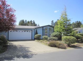 484 Sherwood Loop, Florence, OR 97439