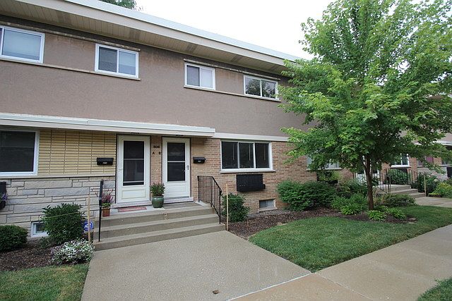 1st image of 606 S Milwaukee Ave APT B