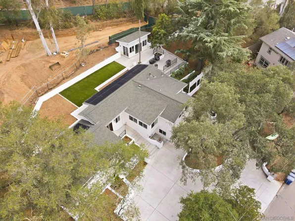 10243 Canyon Dr, Escondido, CA 92026