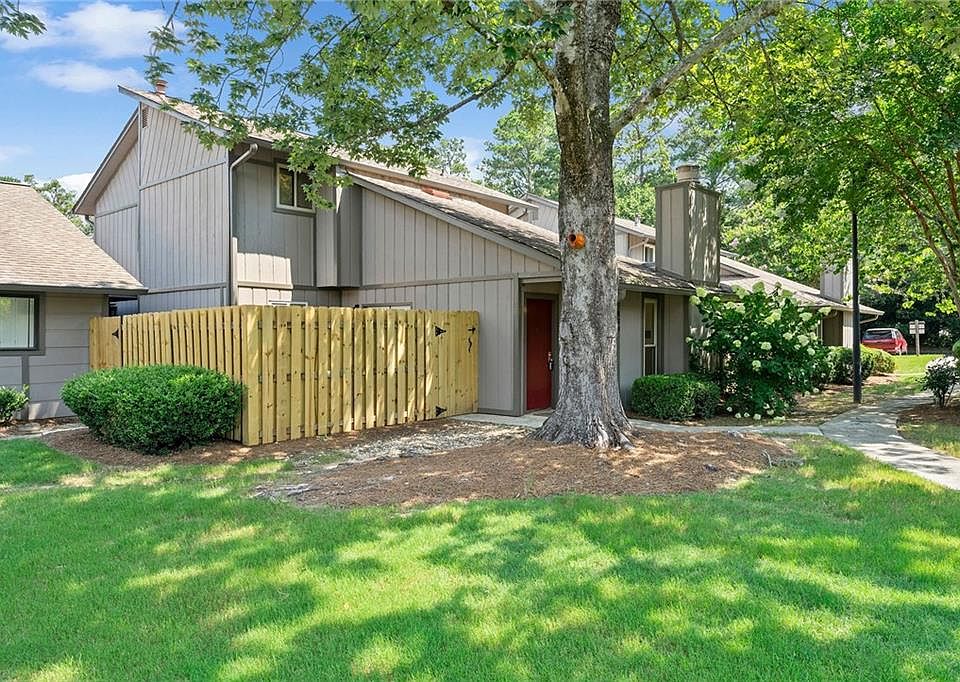 1st image of 839 Manning Villas Ct SW