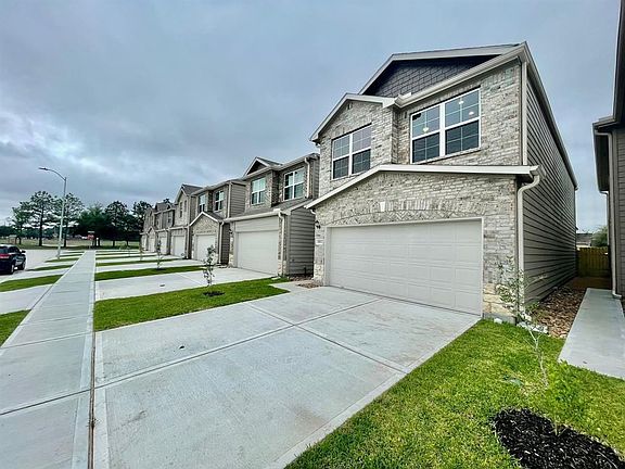 2nd image of 15027 Eagle Feather Ct