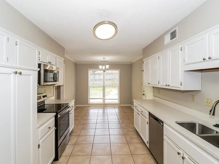 8631 Debbie Kay Ln — Photo 9