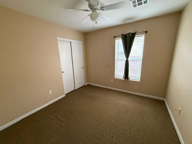 9940 S Brazos Bend St #1 — Photo 14