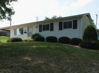 5069 Ville Donna Ln, Hazelwood, MO