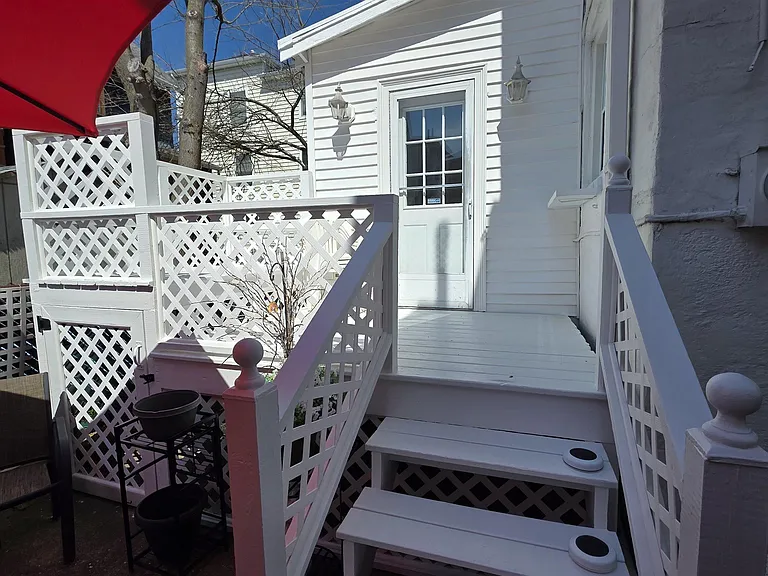 34 N Montgomery Ave — Photo 25