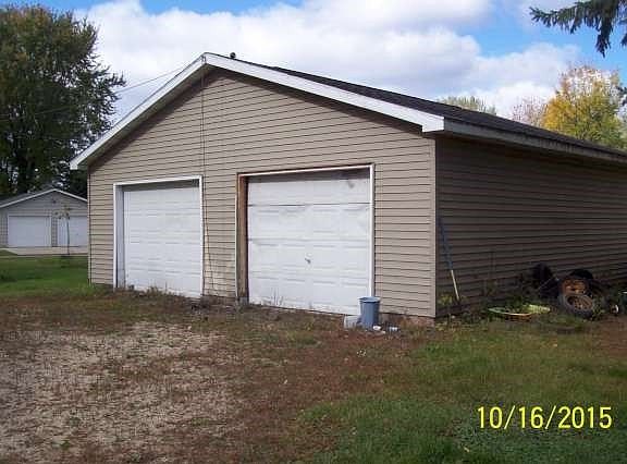 3rd image of 308 Hillis Ct