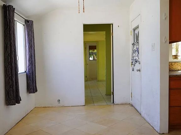 4th image of 2834 Broadway