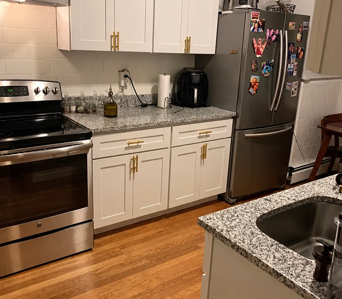 1 bed, 873 sqft, $1,850 — Photo 4