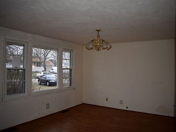 2nd image of 21917 Christopher Dr
