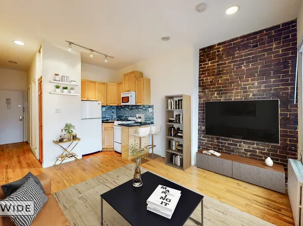 309 E 9th St APT 5D, New York, NY 10003