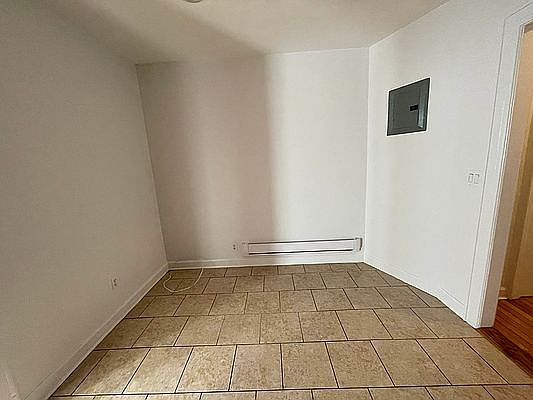 4th image of 31-32 34th St #1L