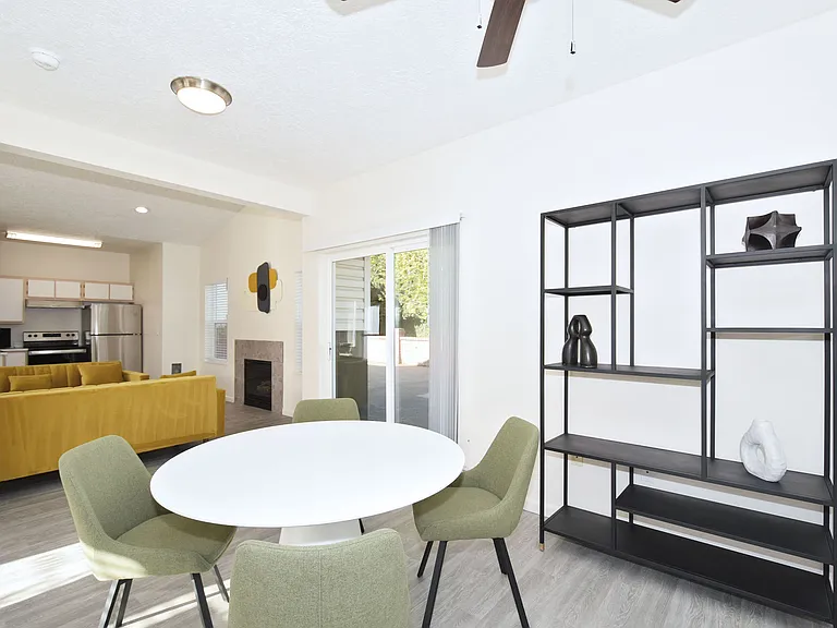 Fountain Valley Apartments — Photo 8