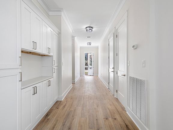 3rd image of 279 S 2nd St