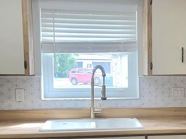 107 Deer Lake Cir — Photo 9