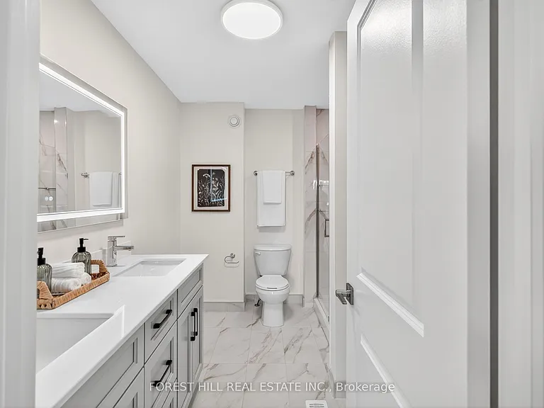 52 Albright Ave #D — Photo 24