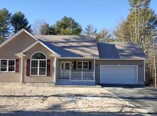 38 Russell St, Westport, MA 02790