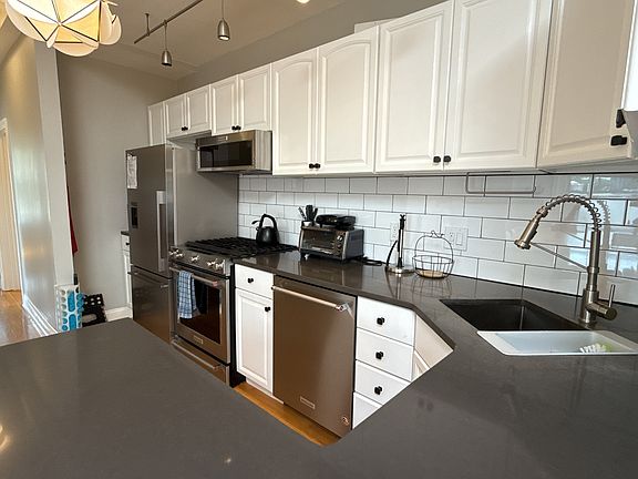 2nd image of 6 Porter Rd #3L-A