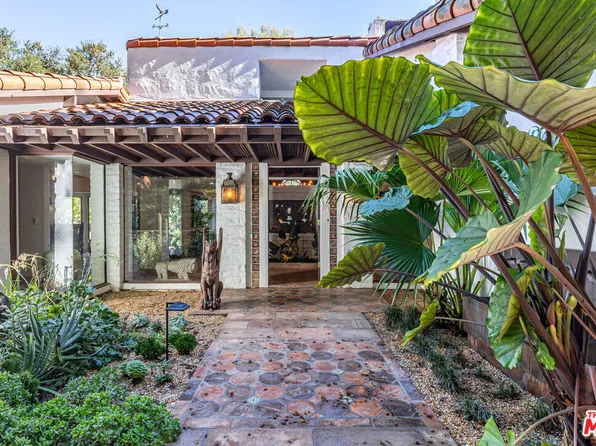 13166 Boca De Canon Ln, Los Angeles, CA 90049