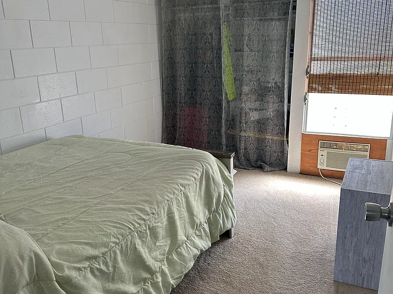 Full size bed set