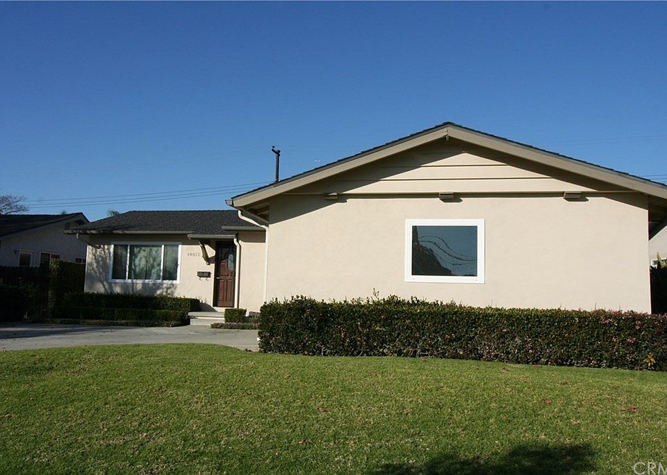 1st image of 14811 Sabine Dr