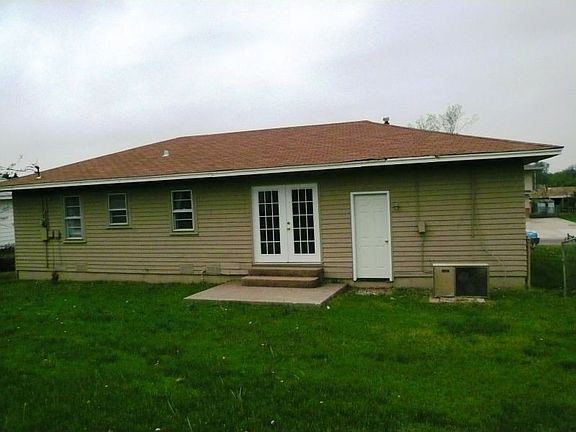 2nd image of 2215 NW 36th St