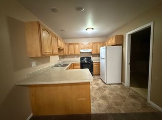 120 E 6th St APT 2, Neillsville, WI 54456