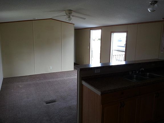 5th image of 14394 Country Trace Cir